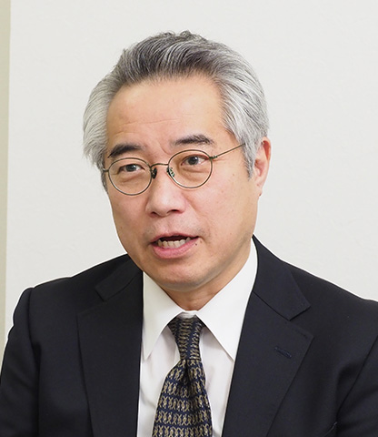 校長  田中 友樹 先生